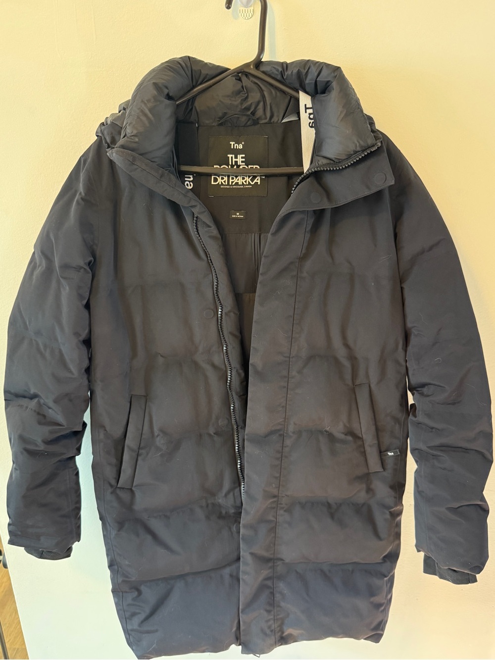 Aritzia Tna The Powder Dri Parka Mid Length Down Black M